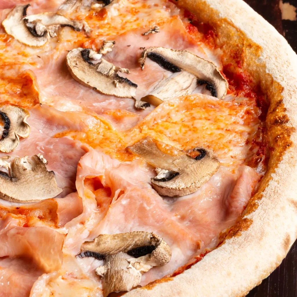 Prosciutto e Funghi - Pizza cu carne