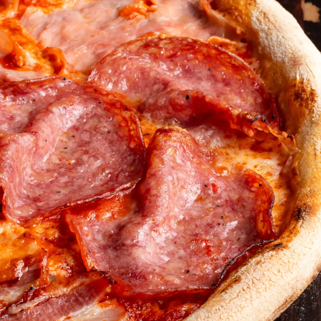 Quattro Carni - Pizza cu carne