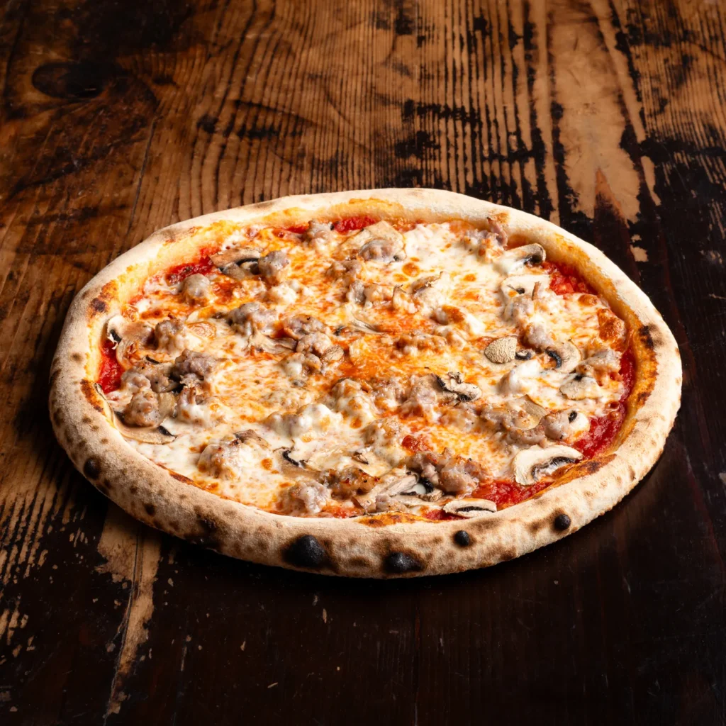 Salsiccia e Funghi - Pizza cu carne