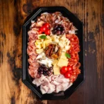 Platou mare mixt ciuperci și roșii uscate - Platouri